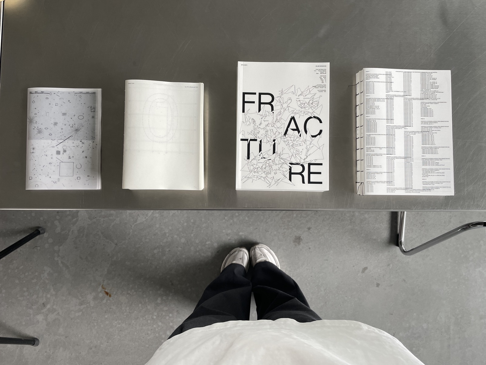 Fracture exhibition